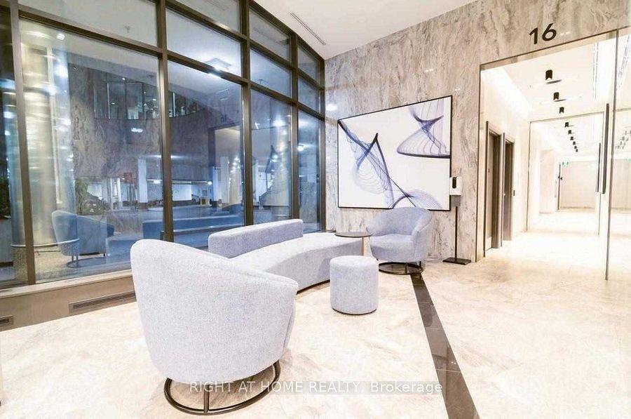16 Yonge St - Photo 5
