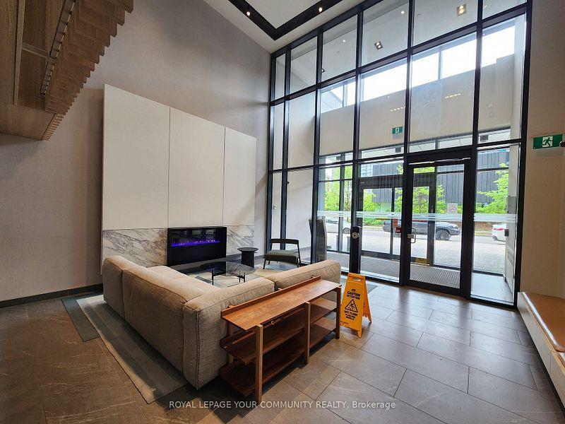 225 Sumach (Dueast Boutique Condos) - Photo 3
