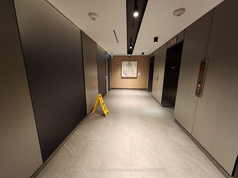 225 Sumach (Dueast Boutique Condos) - Photo 5