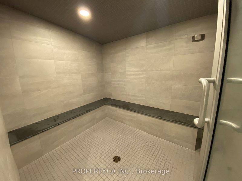 208 Queens Quay (Waterclub II - South Tower) - Photo 13