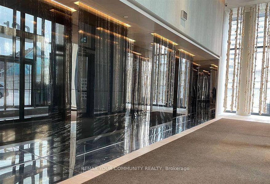 138 Downes (Sugar Wharf Condos) - Photo 11