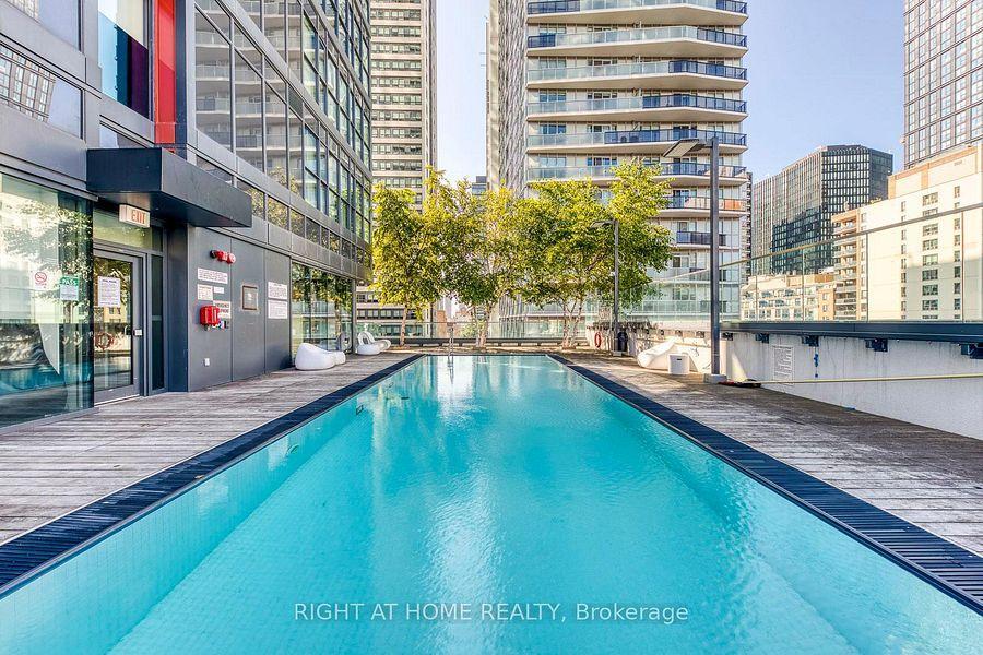 159 Dundas (Pace Condos) - Photo 19