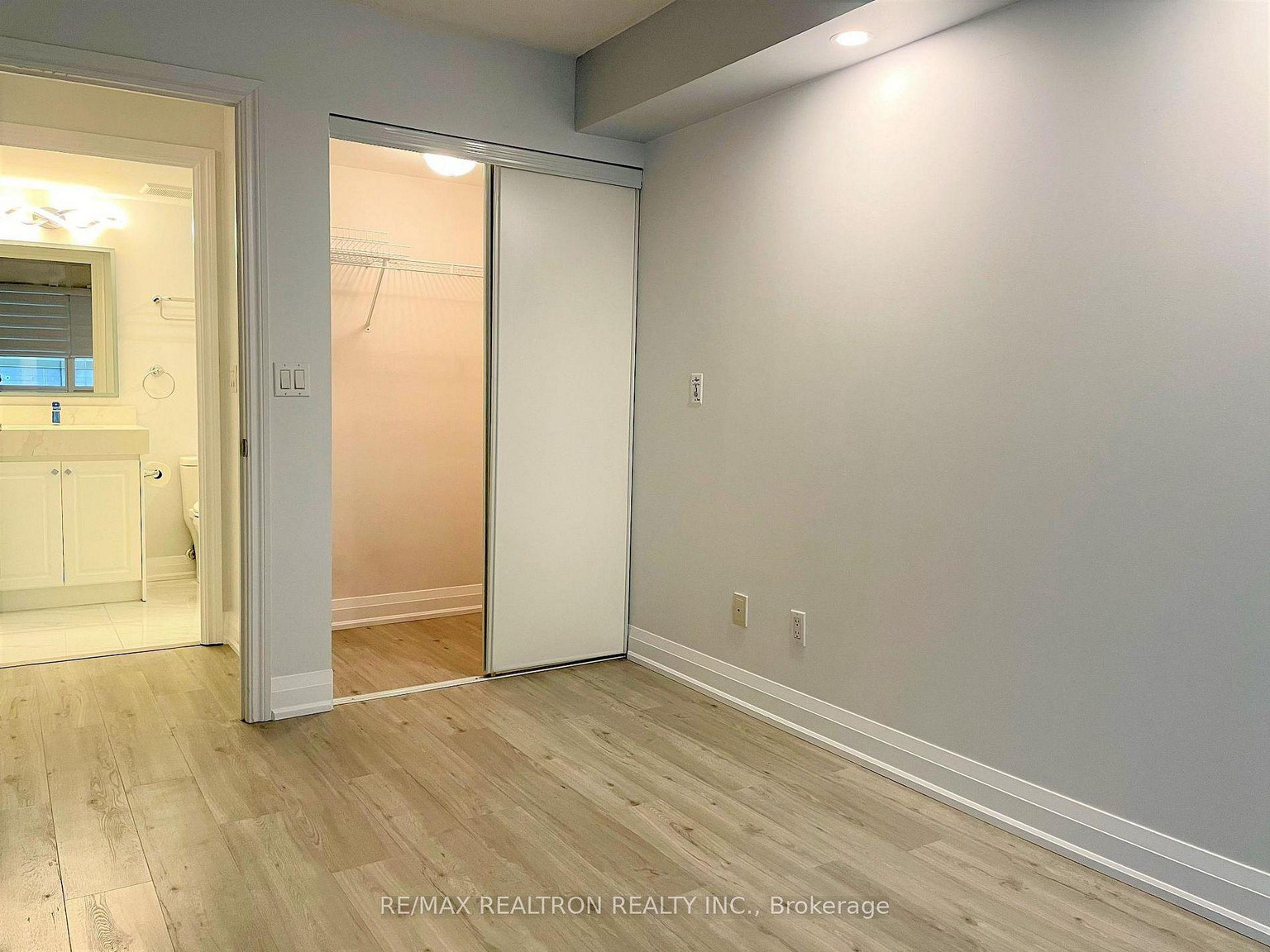 761 Bay (The Residences of College Park Ph2) - Photo 34