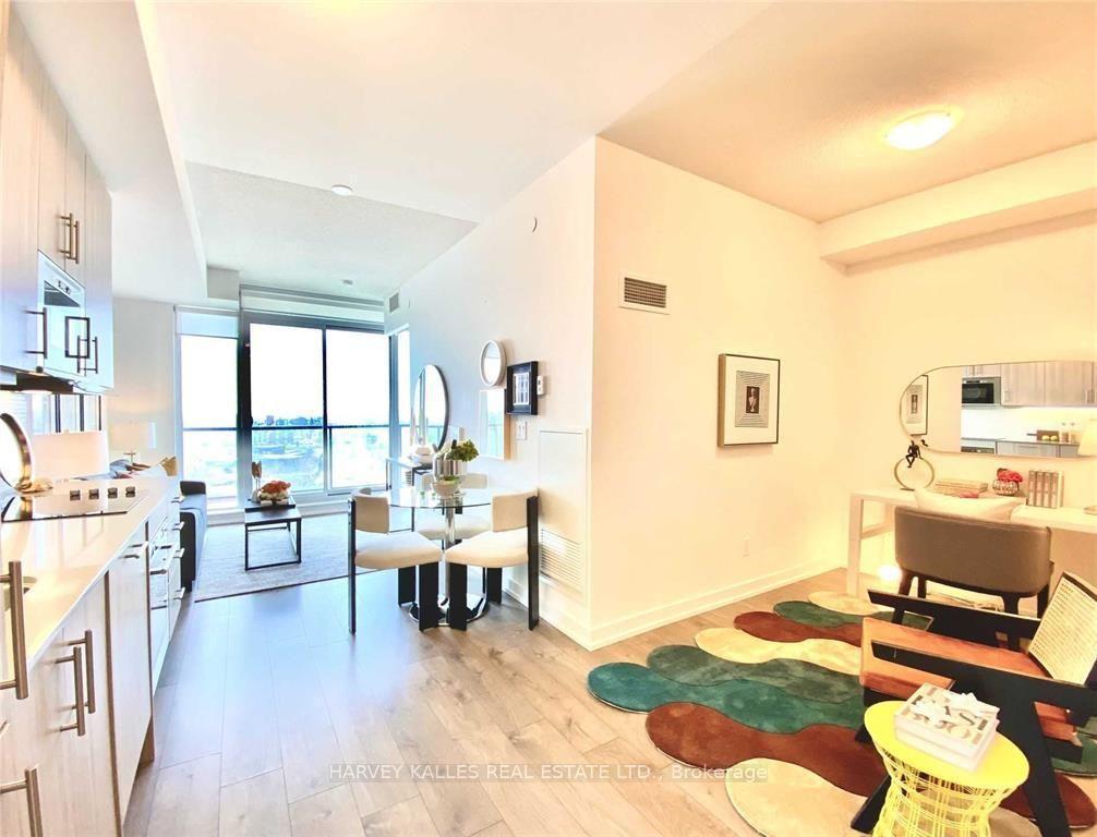 297 College St - Photo 19