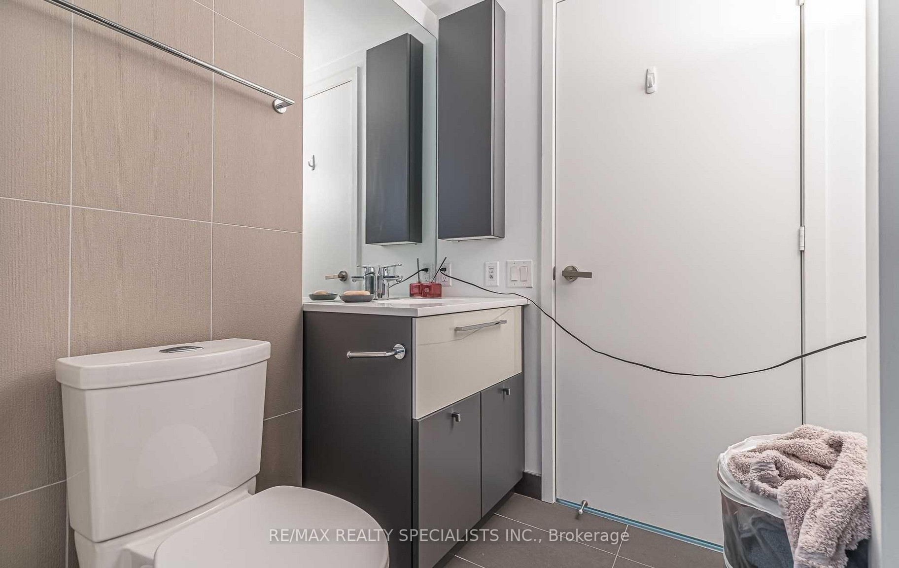 15 Grenville St (Karma Condo) - Photo 47
