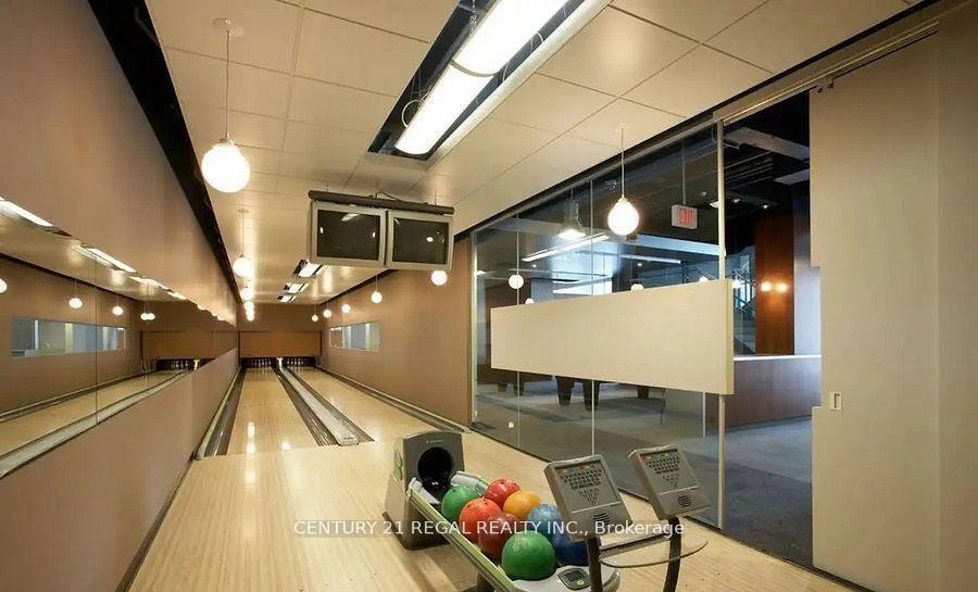 9 Spadina  - Photo 6