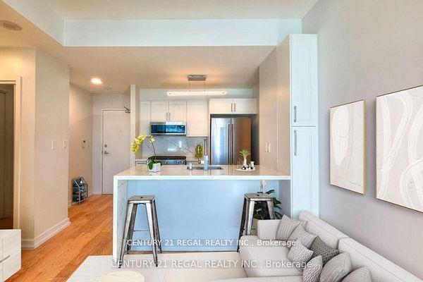 9 Spadina  - Photo 10