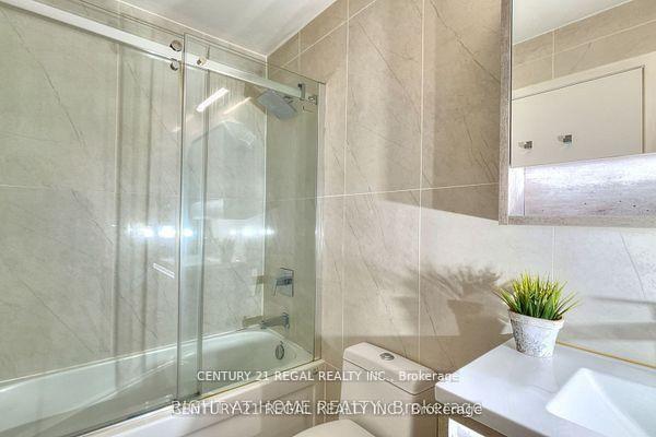 9 Spadina  - Photo 18