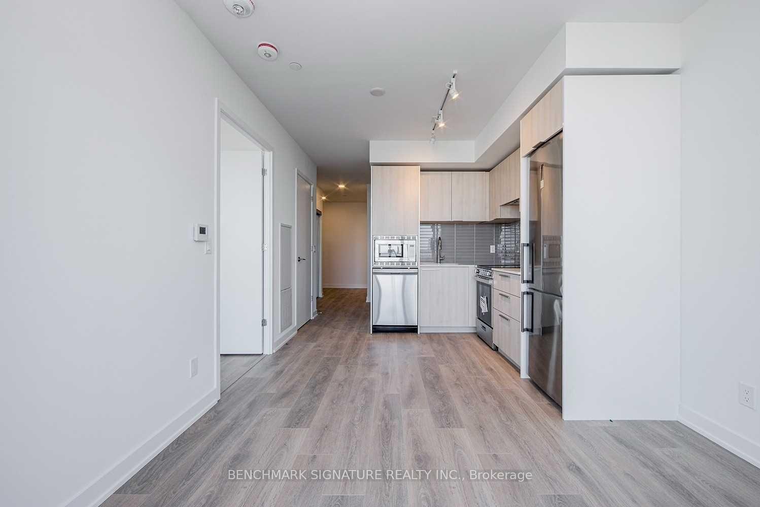501 Yonge St (Tree House Condos) - Photo 12
