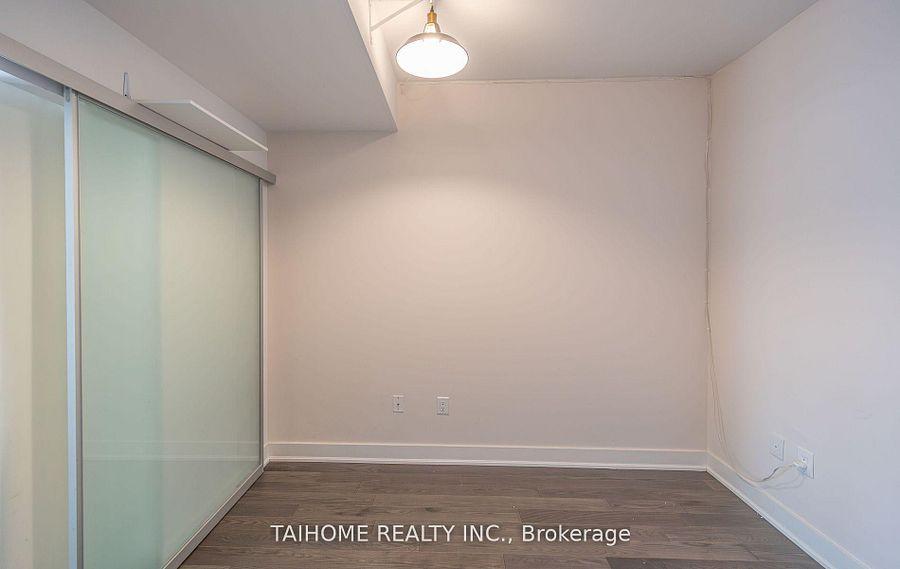 955 Bay (Britt Condos) - Photo 35