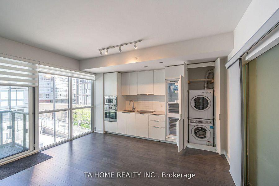 955 Bay (Britt Condos) - Photo 39