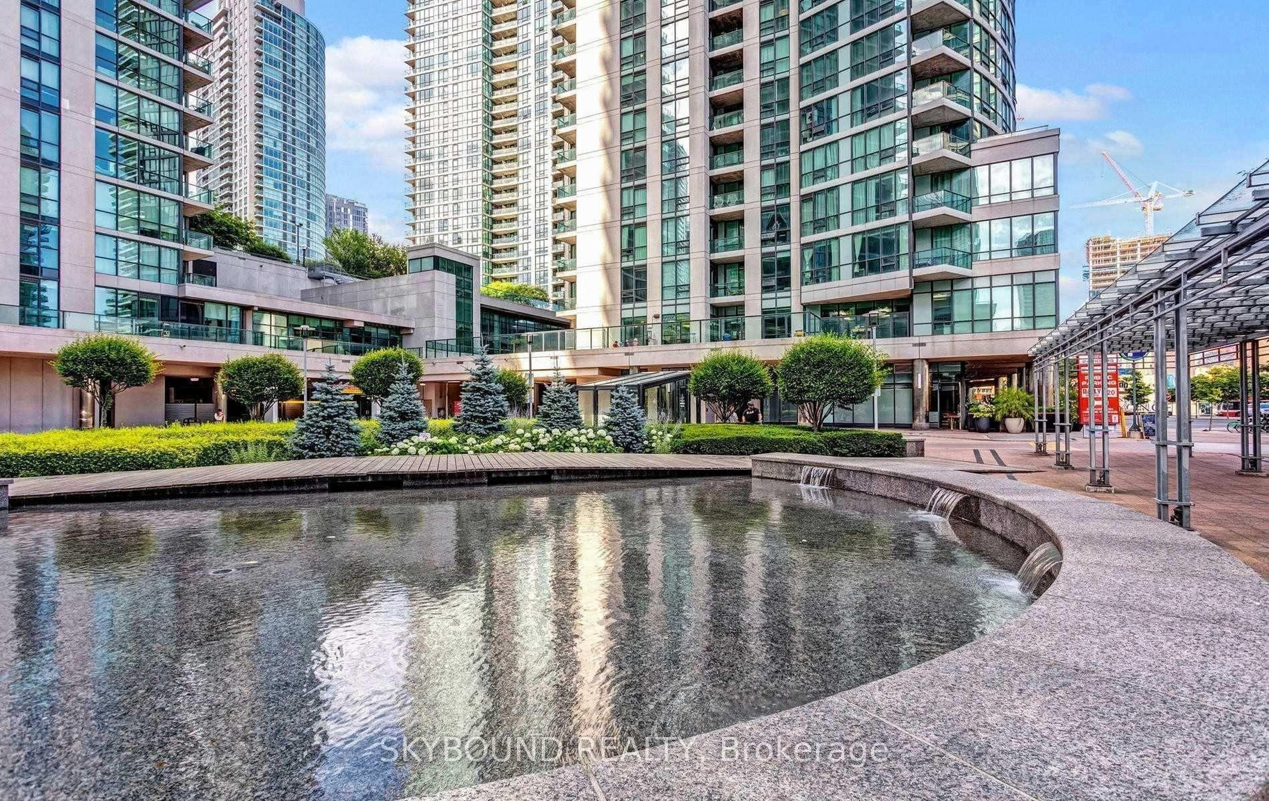 16 Yonge St - Photo 21