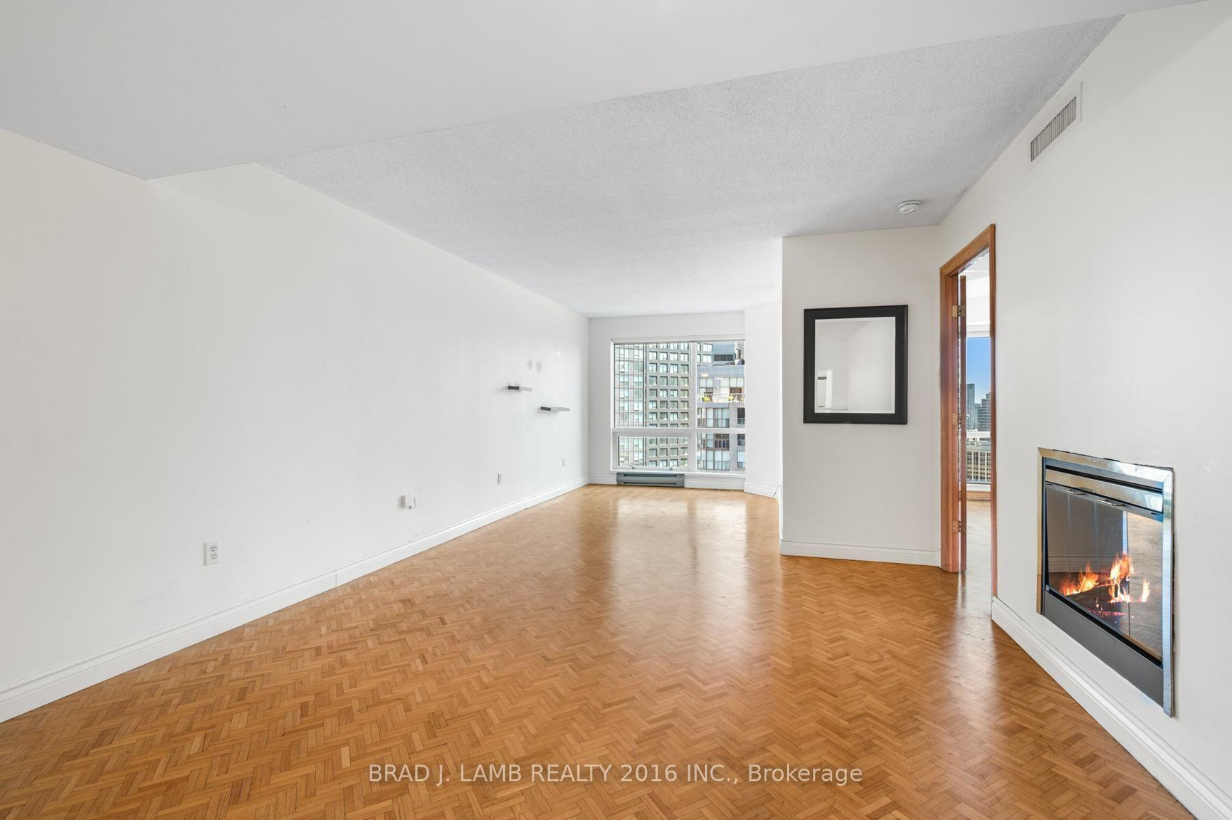 1001 Bay - Photo 25