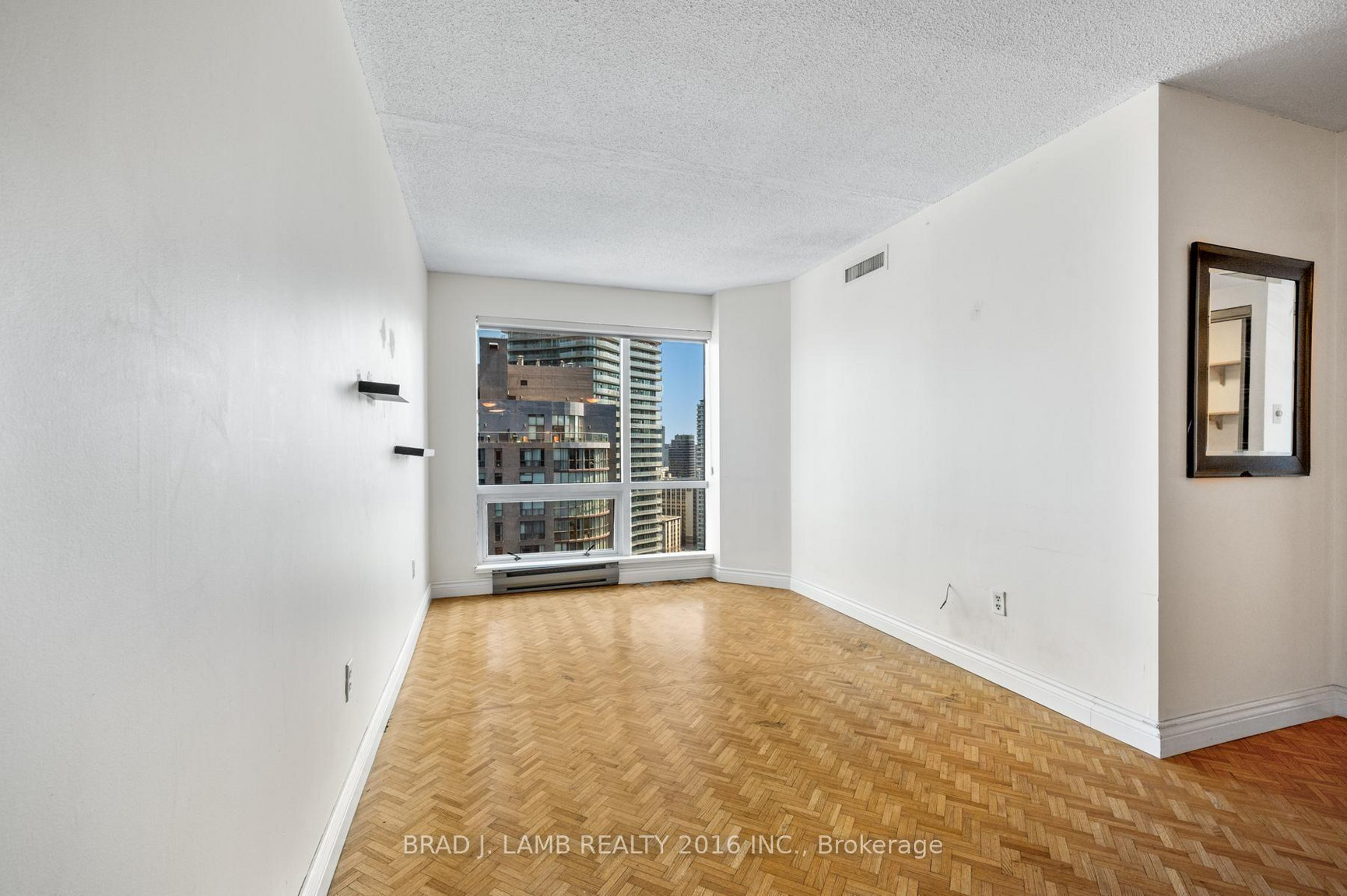 1001 Bay - Photo 35