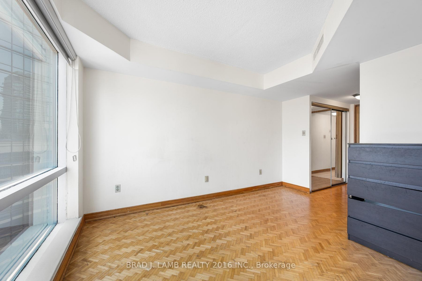 1001 Bay - Photo 55