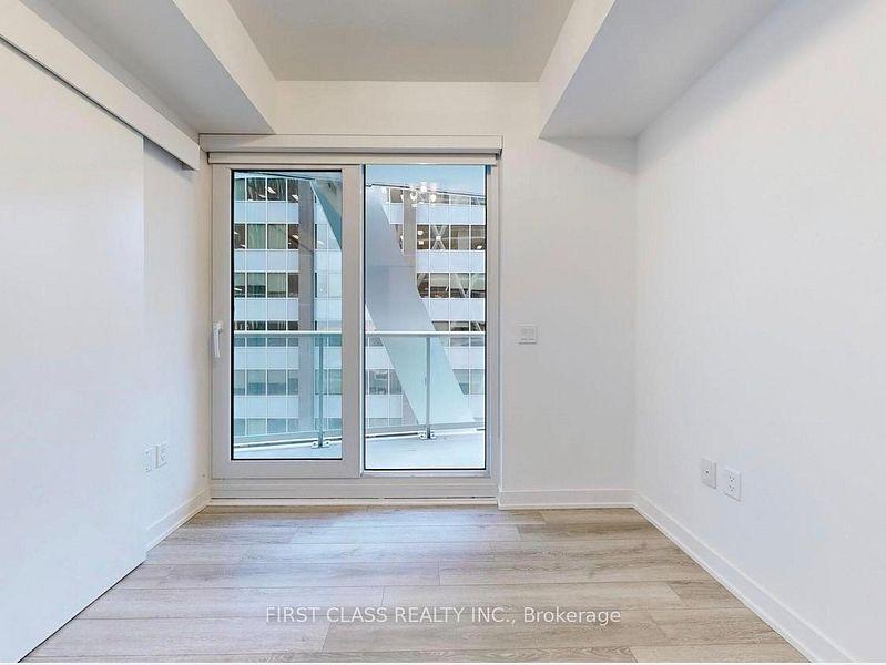 230 Simcoe (Artist Alley) - Photo 17