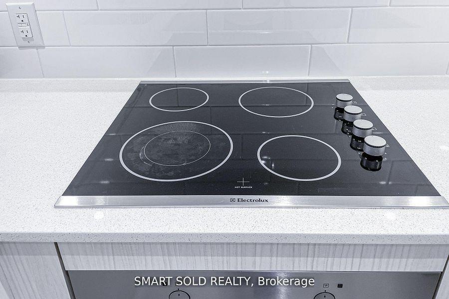 225 Sumach (Dueast Boutique Condos) - Photo 35