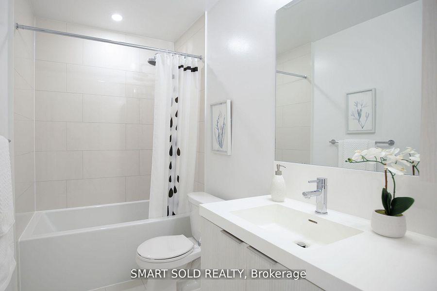 225 Sumach (Dueast Boutique Condos) - Photo 43