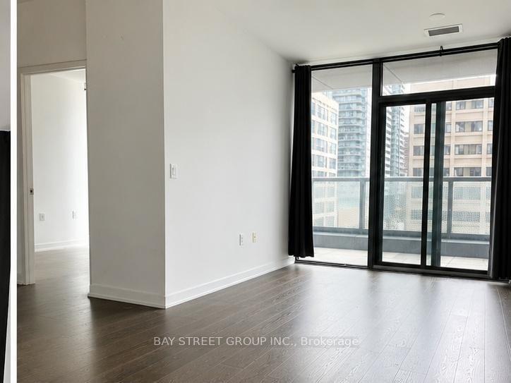 11 Wellesley (Wellesley on the Park) - Photo 46