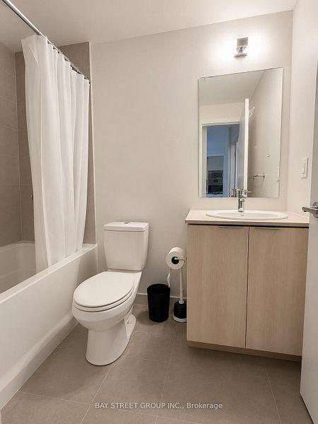 11 Wellesley (Wellesley on the Park) - Photo 40