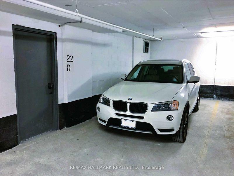 899 Queen (The Logan Residences) - Photo 22