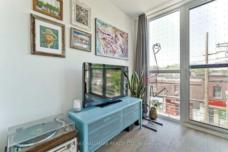 899 Queen (The Logan Residences) - Photo 12