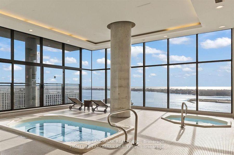 15 Fort York (Concord Cityplace) - Photo 16