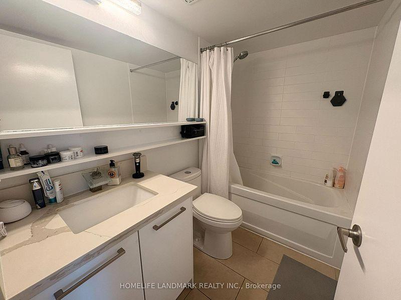 15 Fort York (Concord Cityplace) - Photo 55