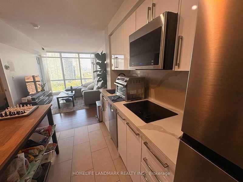 15 Fort York (Concord Cityplace) - Photo 41