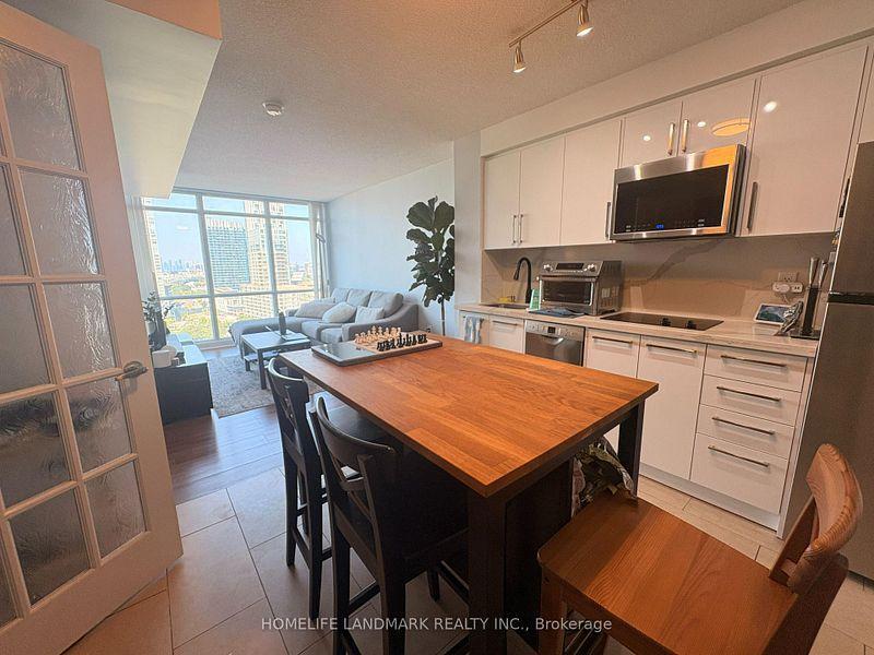 15 Fort York (Concord Cityplace) - Photo 35