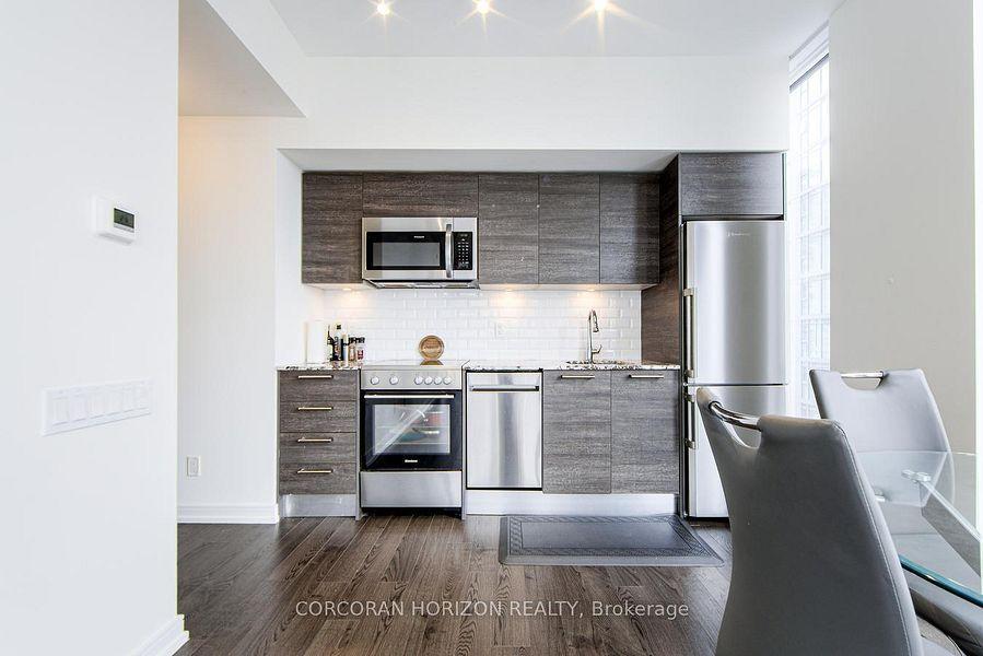 28 Wellesley (Vox Condos) - Photo 31