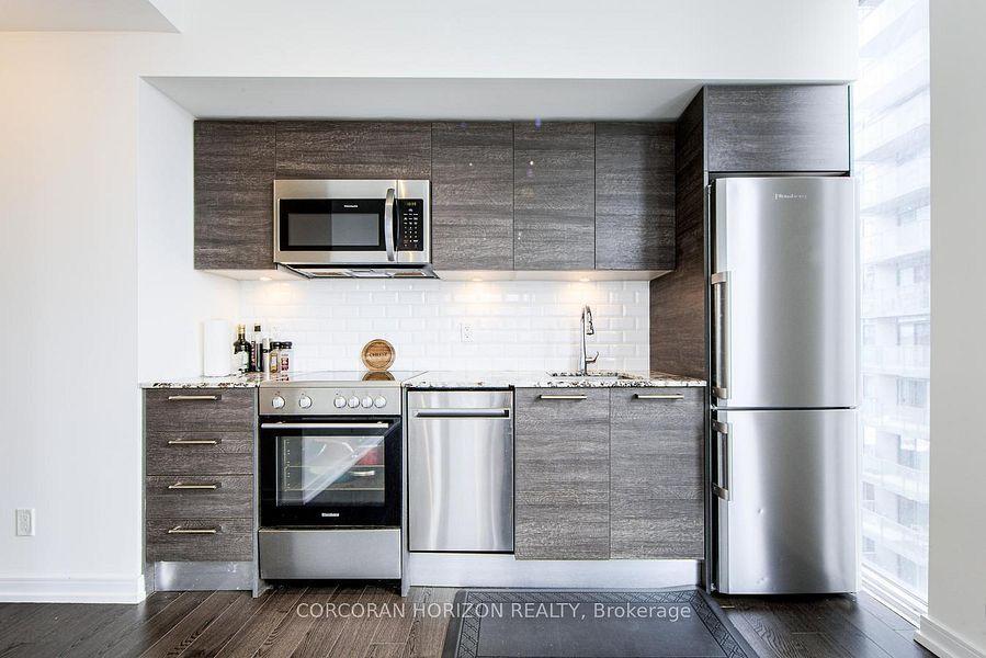 28 Wellesley (Vox Condos) - Photo 27