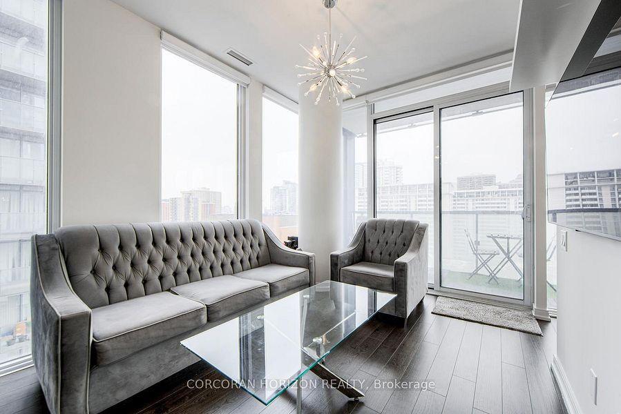 28 Wellesley (Vox Condos) - Photo 21