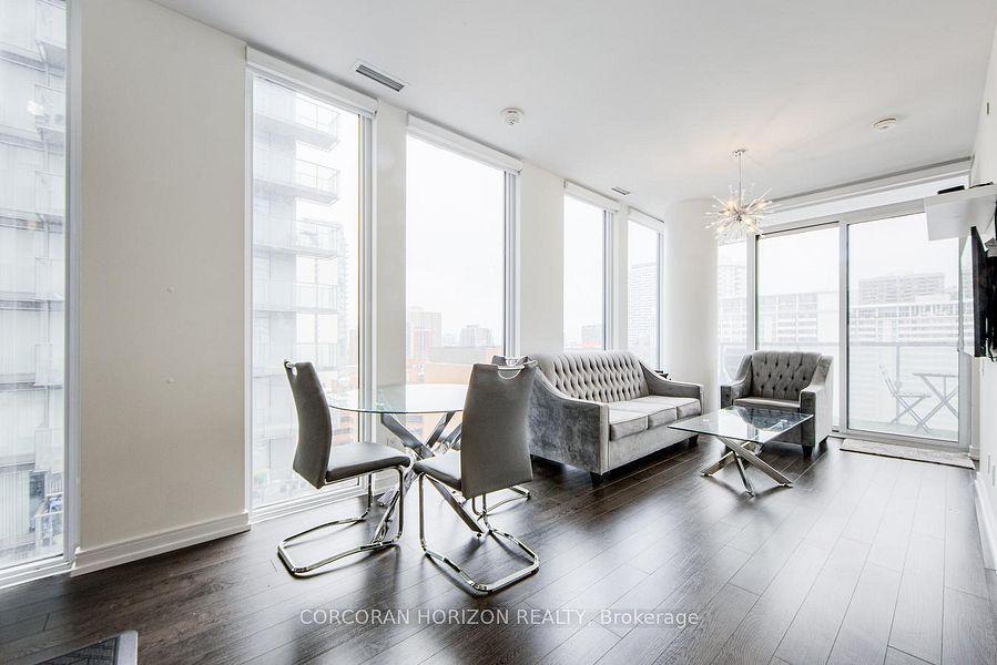 28 Wellesley (Vox Condos) - Photo 16