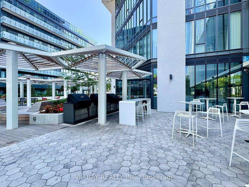 138 Downes (Sugar Wharf Condos) - Photo 17