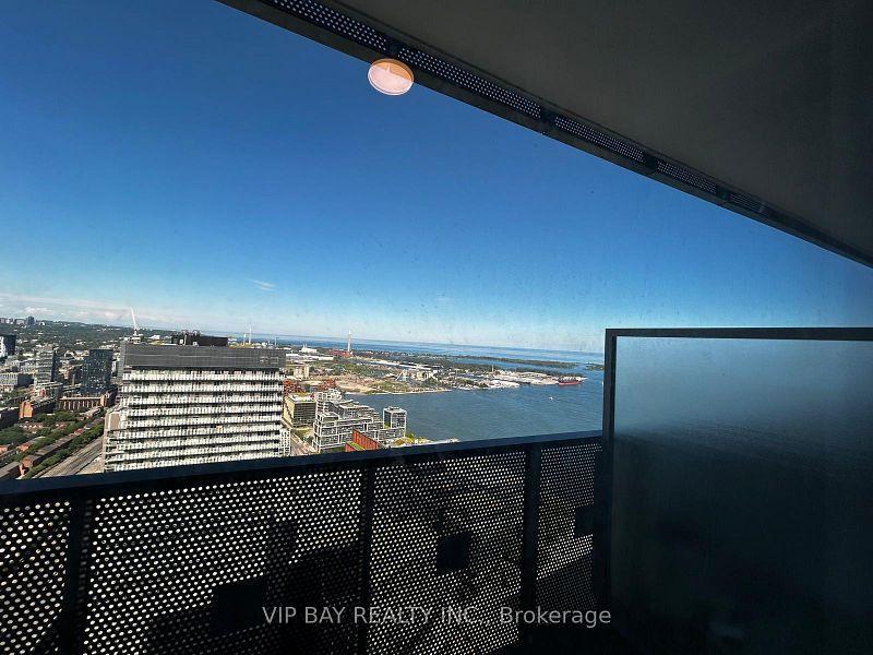 138 Downes (Sugar Wharf Condos) - Photo 49