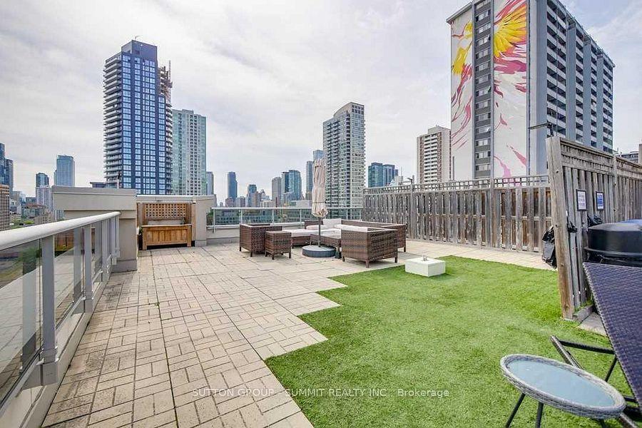 225 Wellesley St - Photo 7