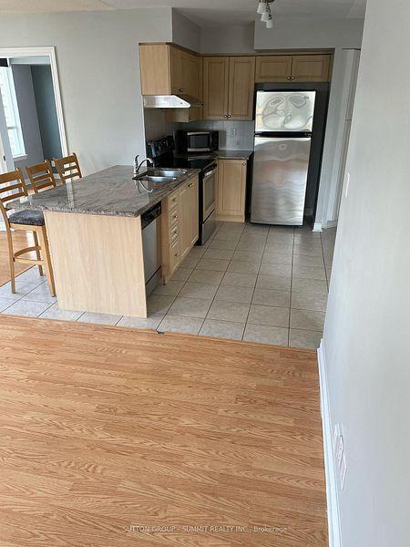 225 Wellesley St - Photo 17