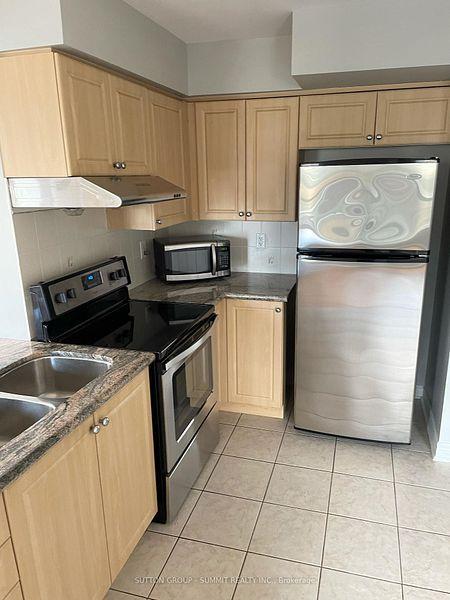 225 Wellesley St - Photo 19
