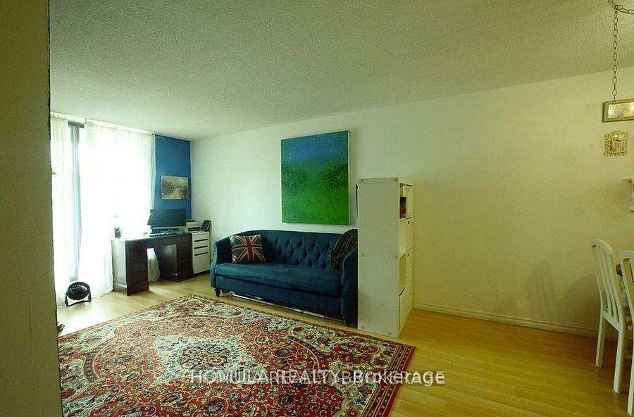 250 Jarvis  - Photo 12
