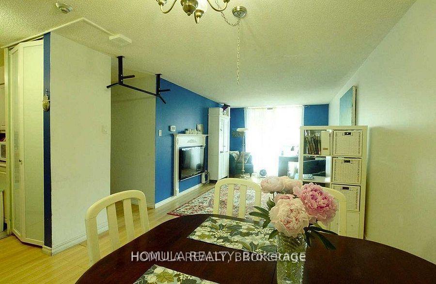 250 Jarvis  - Photo 8