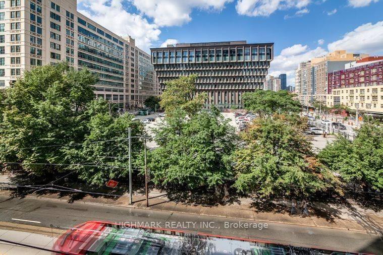 159 Dundas (Pace Condos) - Photo 31