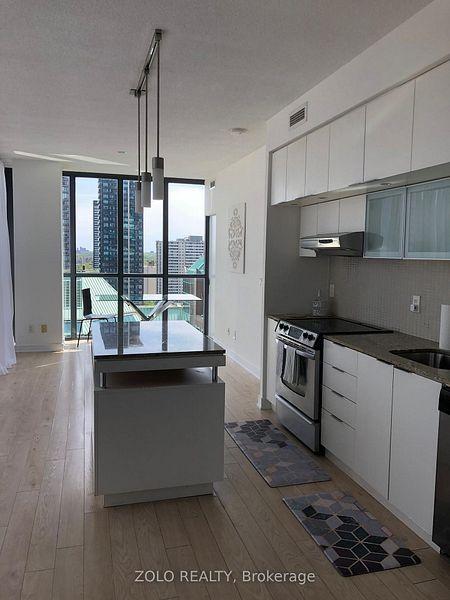 110 Charles (X-Condos) - Photo 26