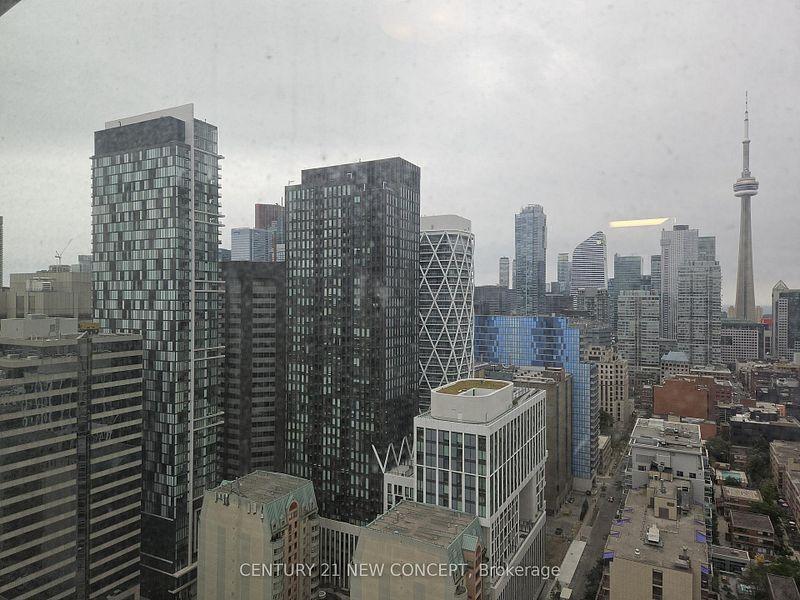 280 Dundas  - Photo 3