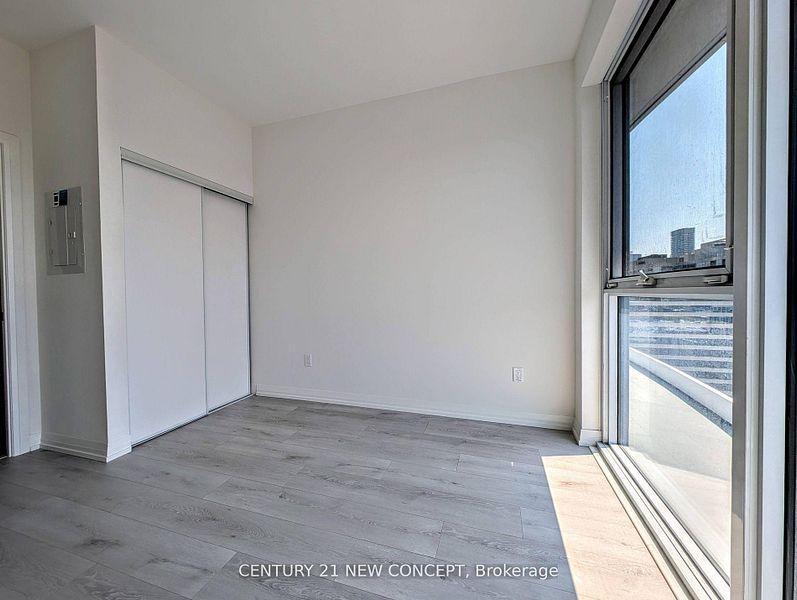 280 Dundas  - Photo 15