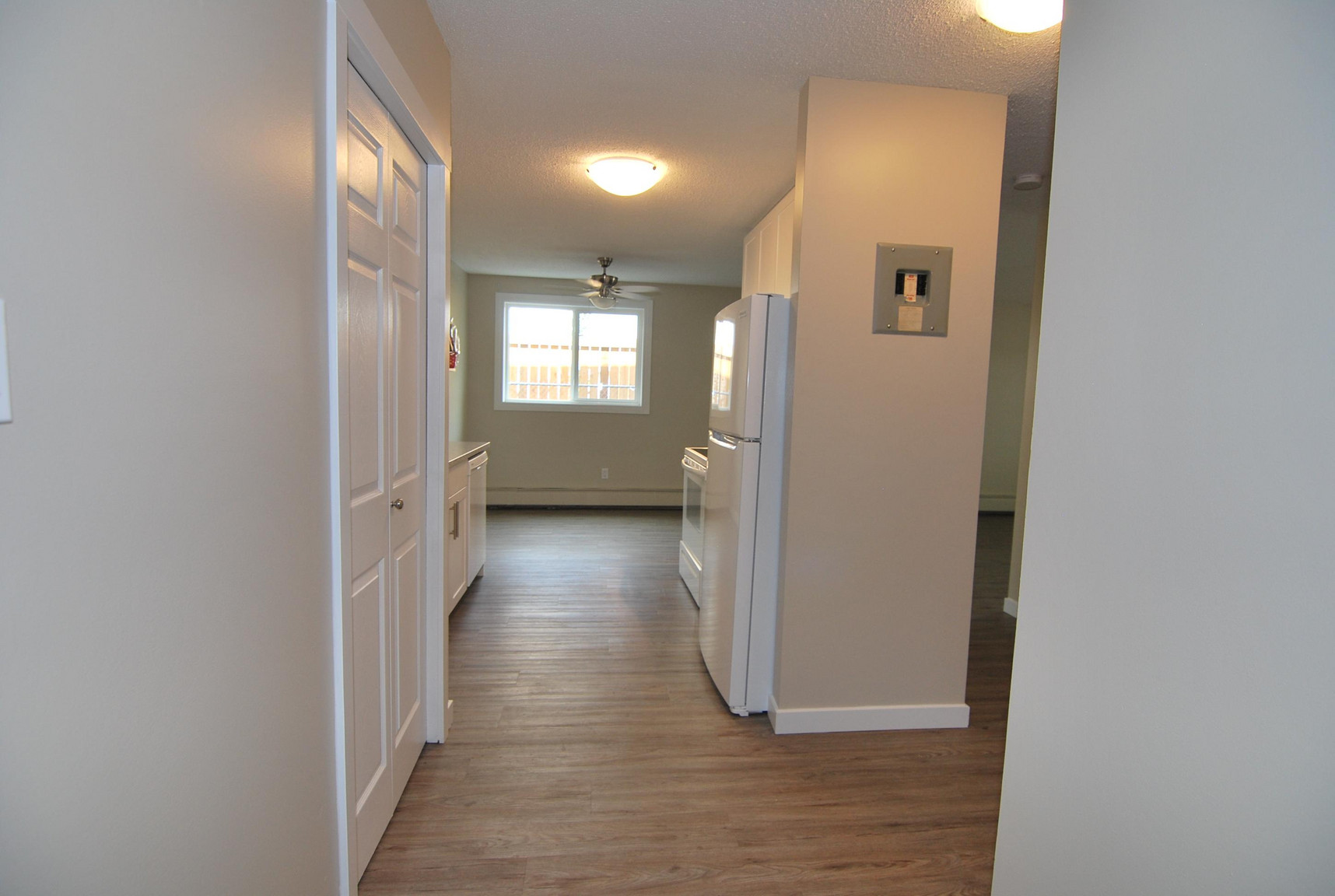 Glenhaven Manor - Photo 8