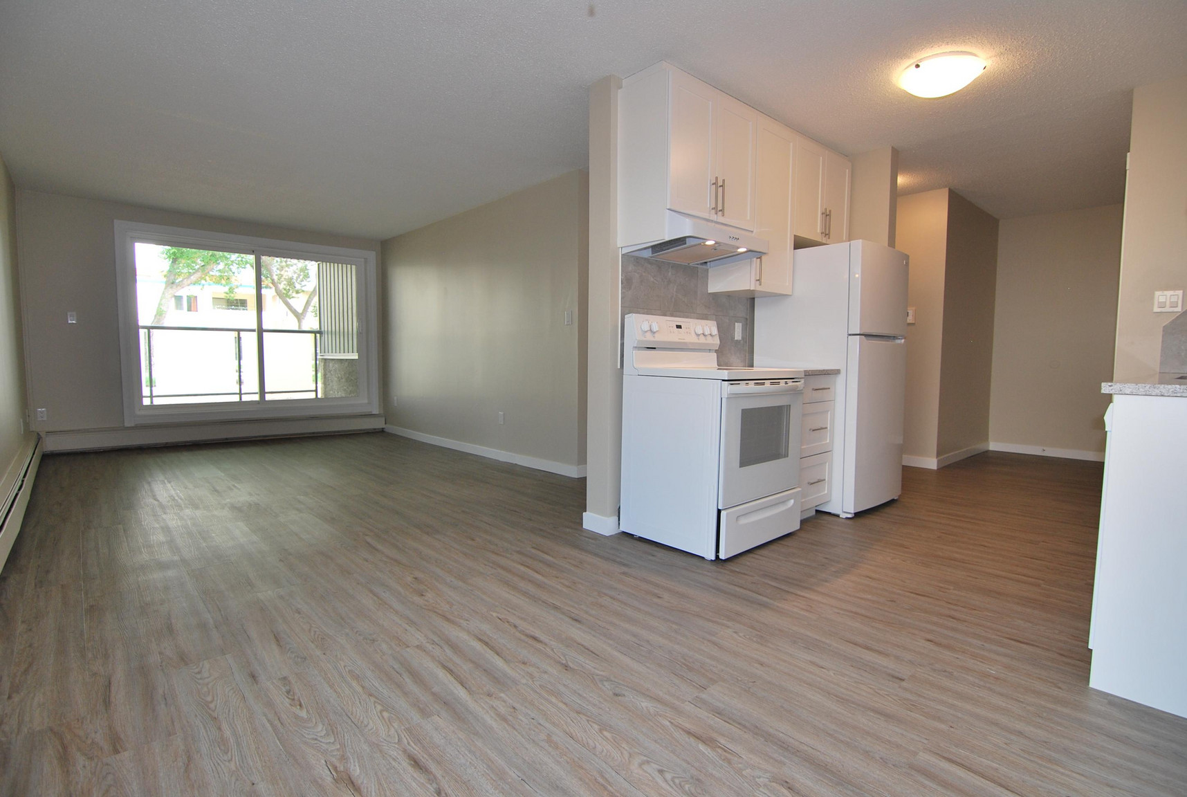 Glenhaven Manor - Photo 12