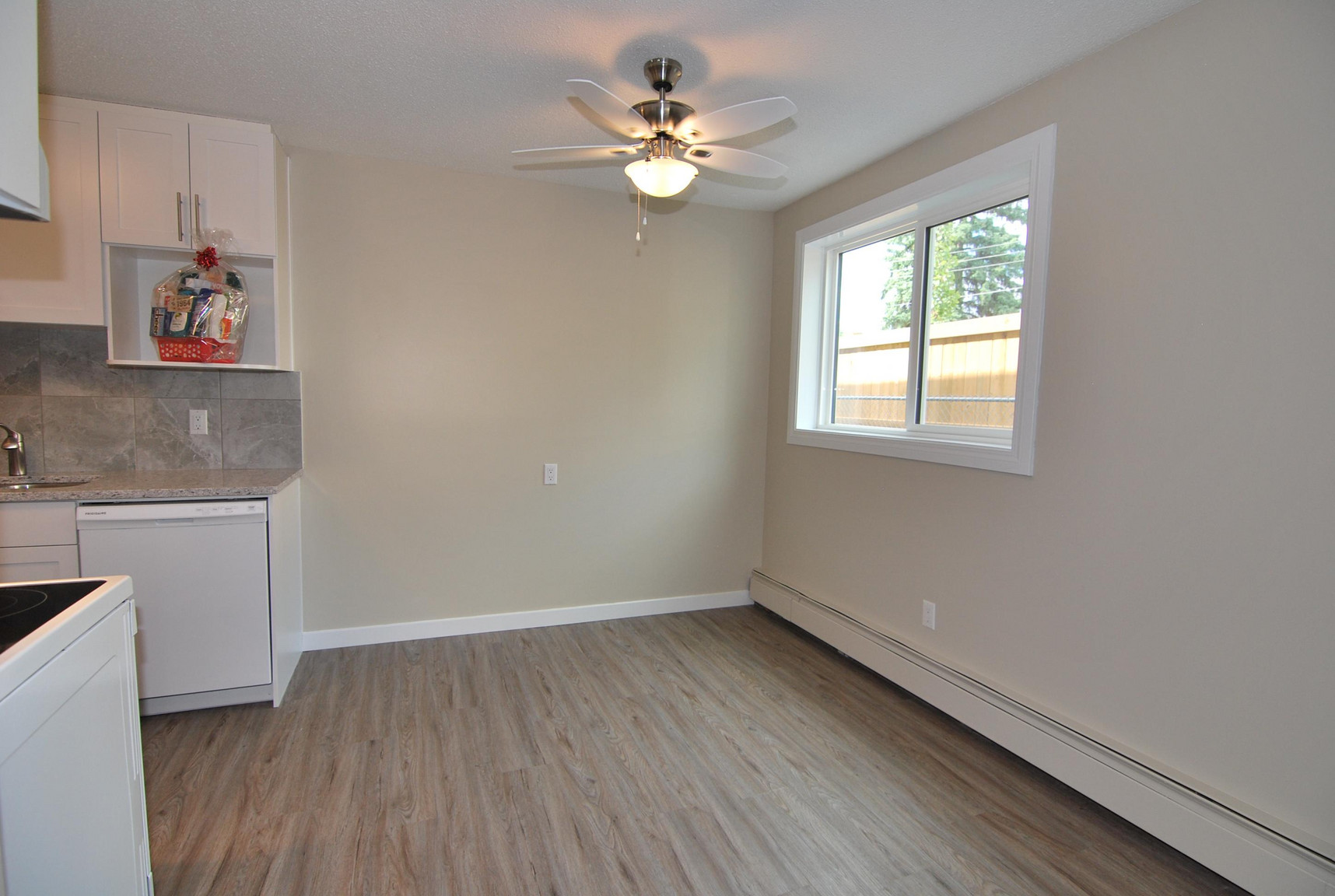 Glenhaven Manor - Photo 14