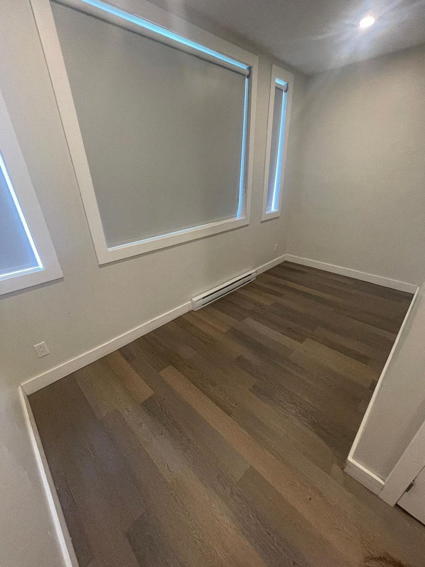 3060 Barclay - Photo 9