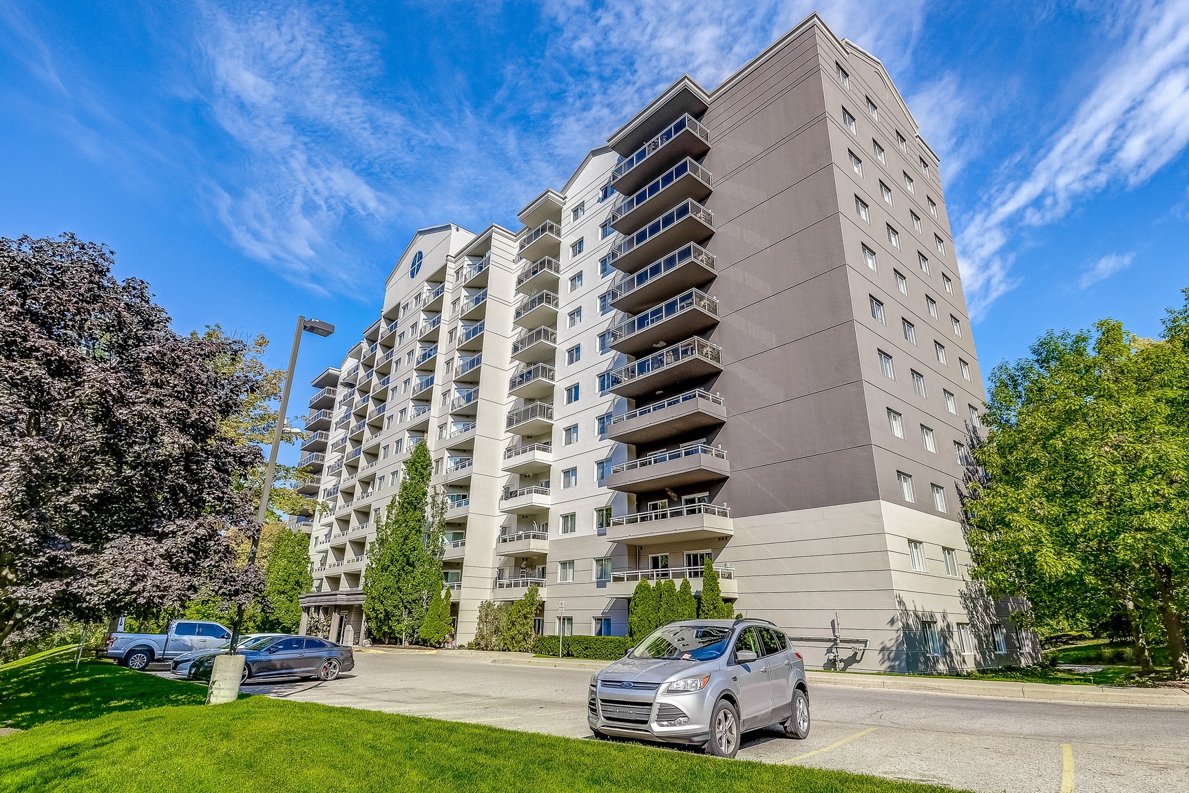 600 Proudfoot Lane